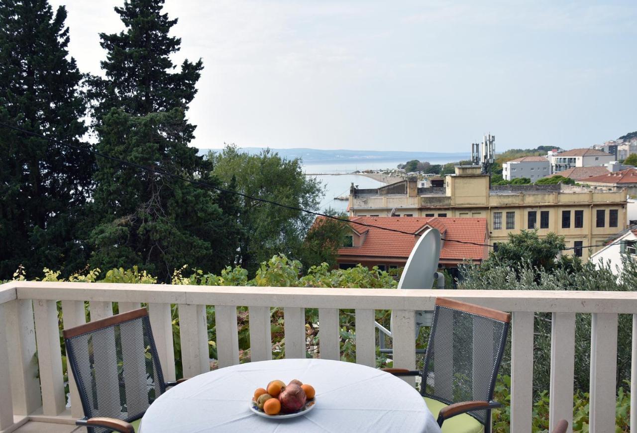 Apartments Villa White House Omiš Eksteriør billede