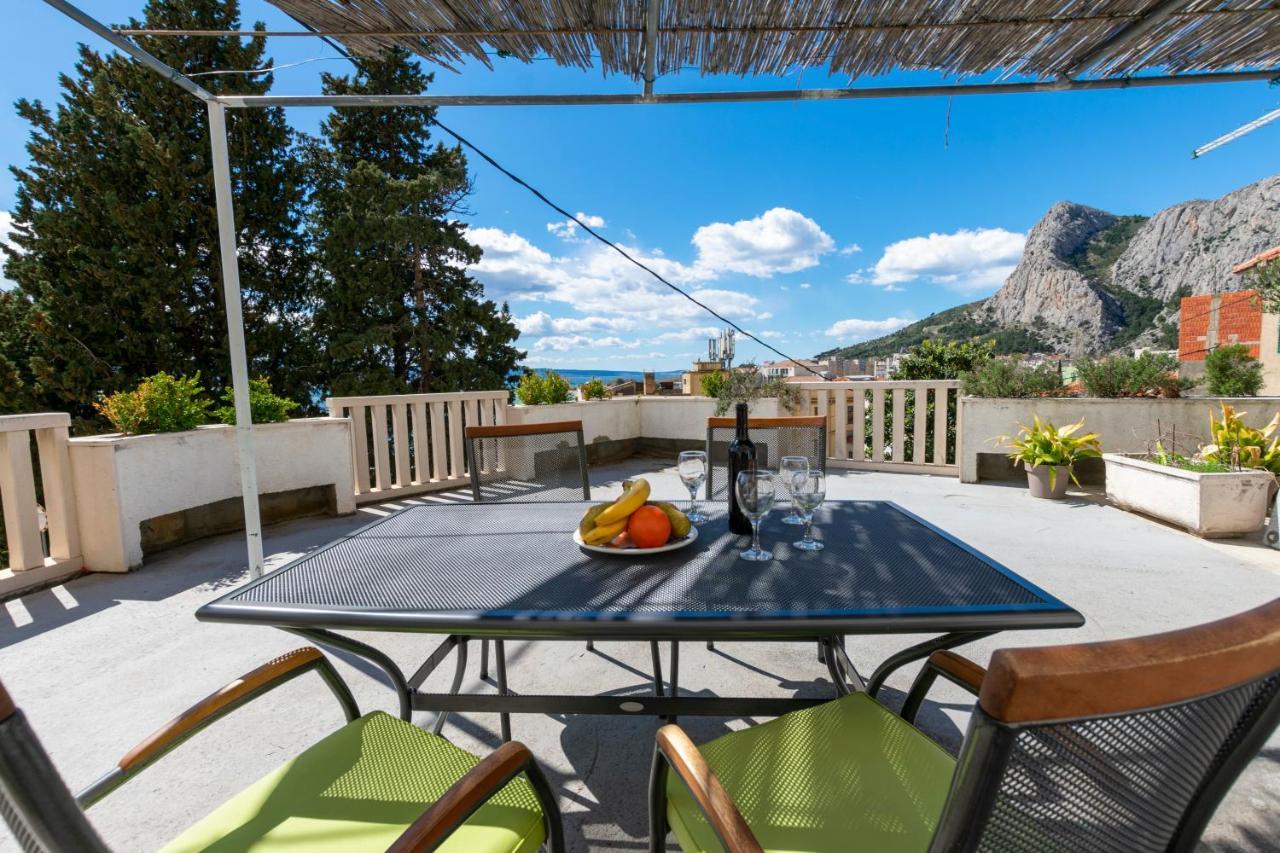 Apartments Villa White House Omiš Eksteriør billede