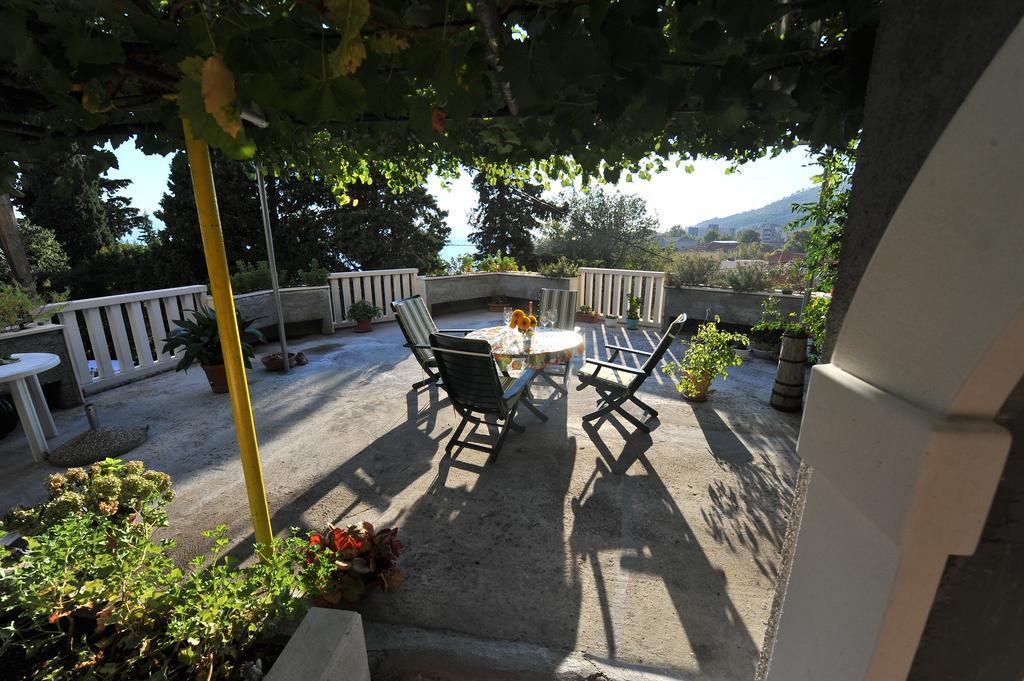 Apartments Villa White House Omiš Værelse billede