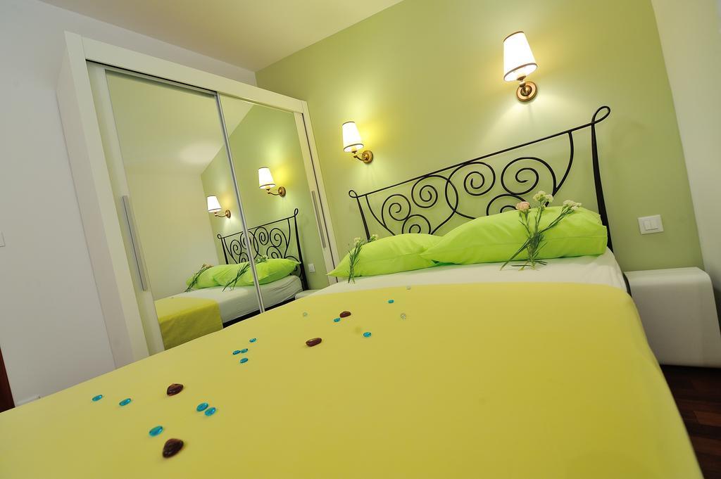 Apartments Villa White House Omiš Værelse billede